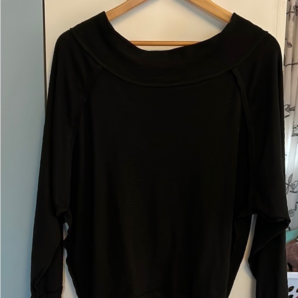 Shy Velvet size small boat neck off shoulder top
